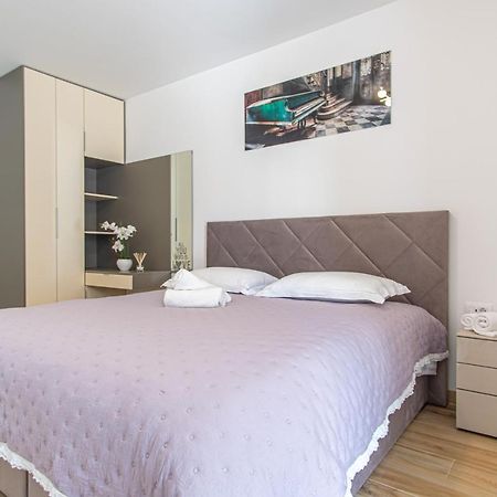 Ledeno More Luxury Apartments Split Buitenkant foto