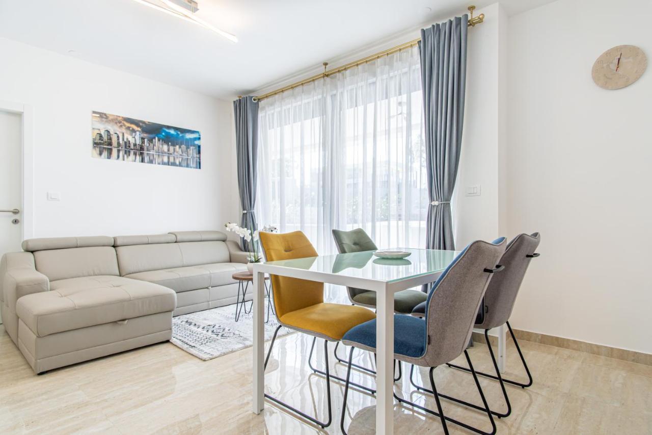 Ledeno More Luxury Apartments Split Buitenkant foto